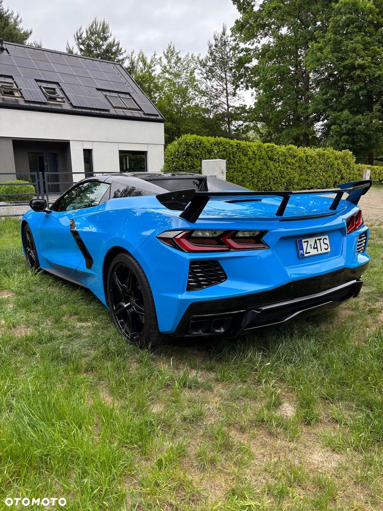 Chevrolet Corvette - 23