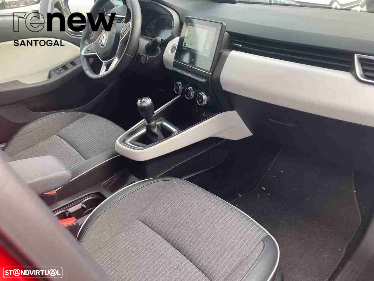 Renault Clio 1.0 TCe Techno - 15
