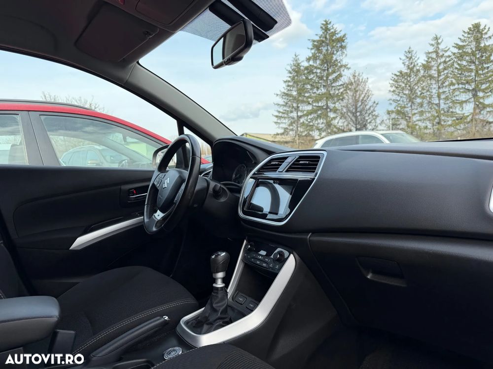 Suzuki SX4 - 5