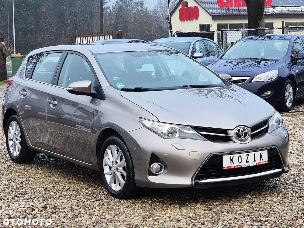 Toyota Auris 1.6 Executive - 7