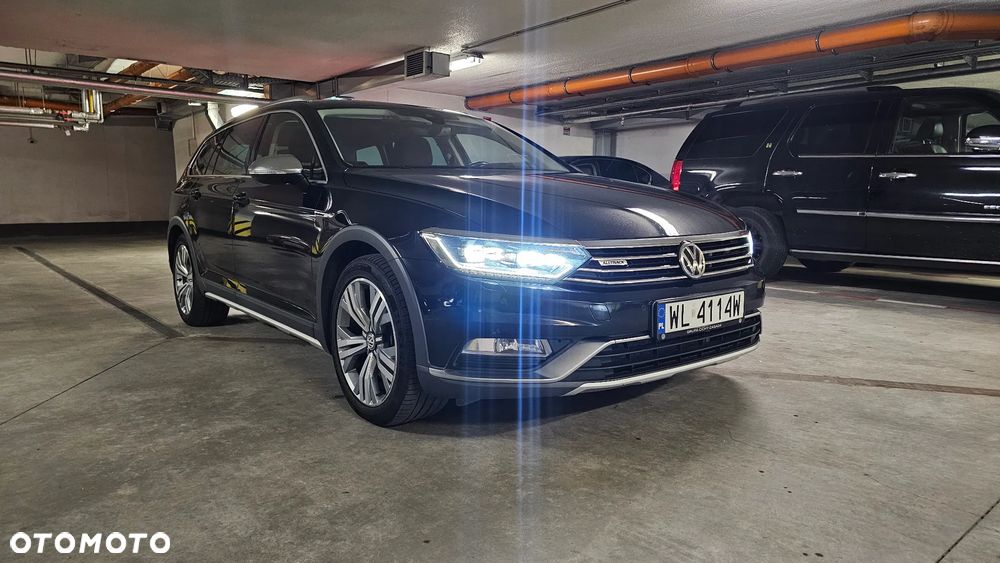 Volkswagen Passat Alltrack - 12
