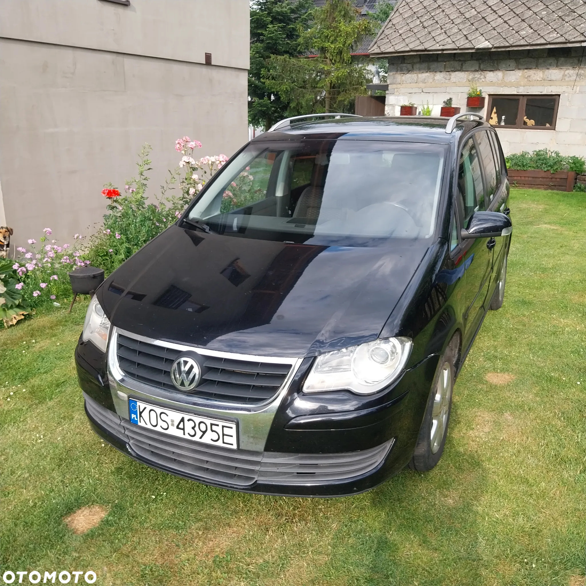 Volkswagen Touran - 8