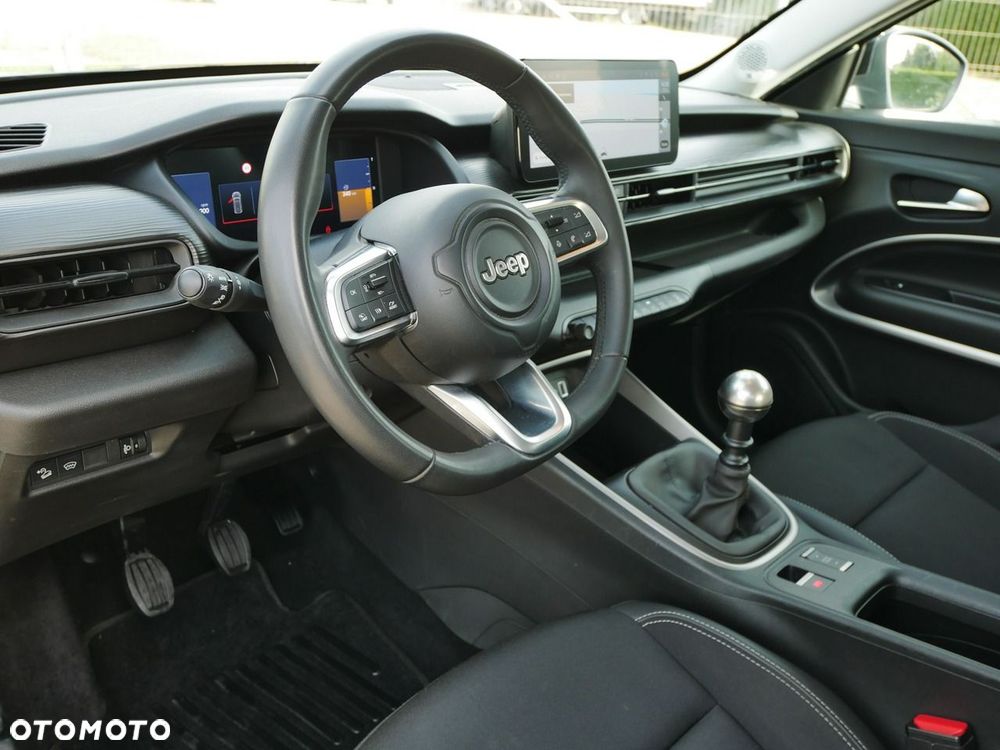 Jeep Avenger 1.2 GSE T3 Altitude FWD - 19