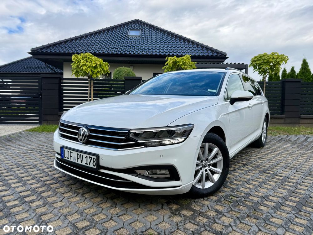 Volkswagen Passat 2.0 TDI (BlueMotion Technology) DSG Highline - 1
