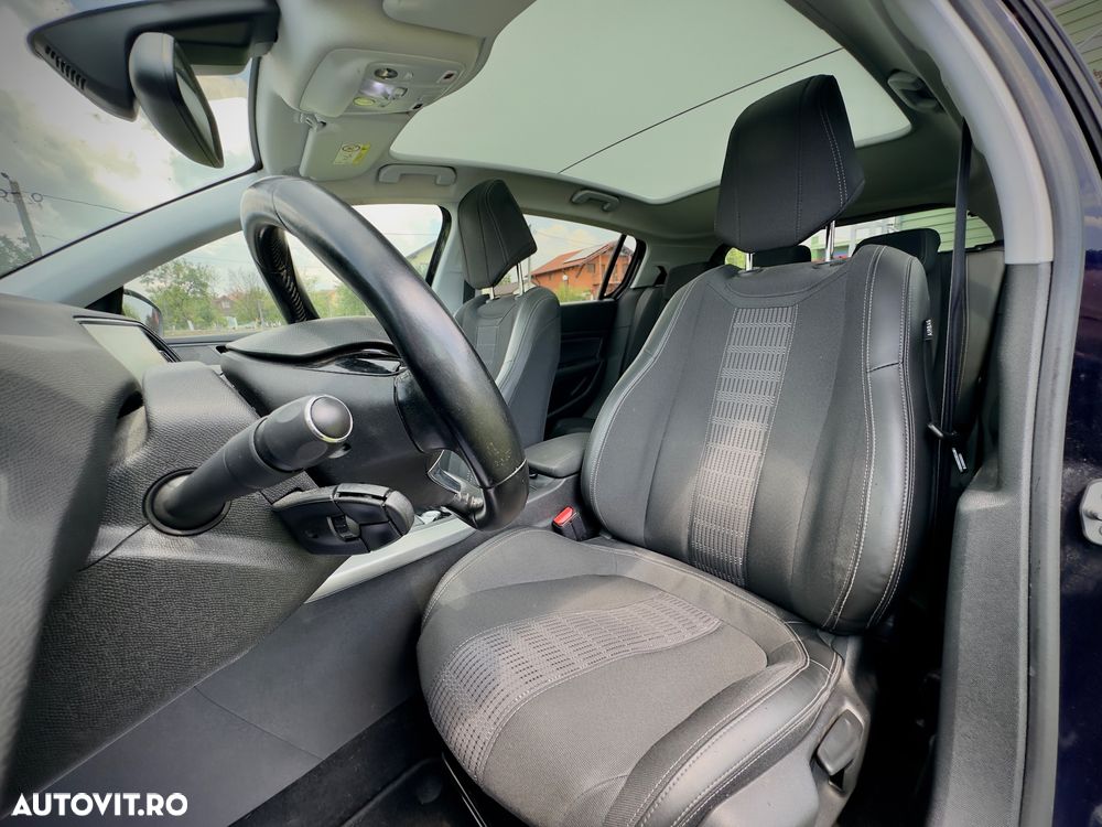 Peugeot 308 1.2 L PureTech Turbo Allure - 5