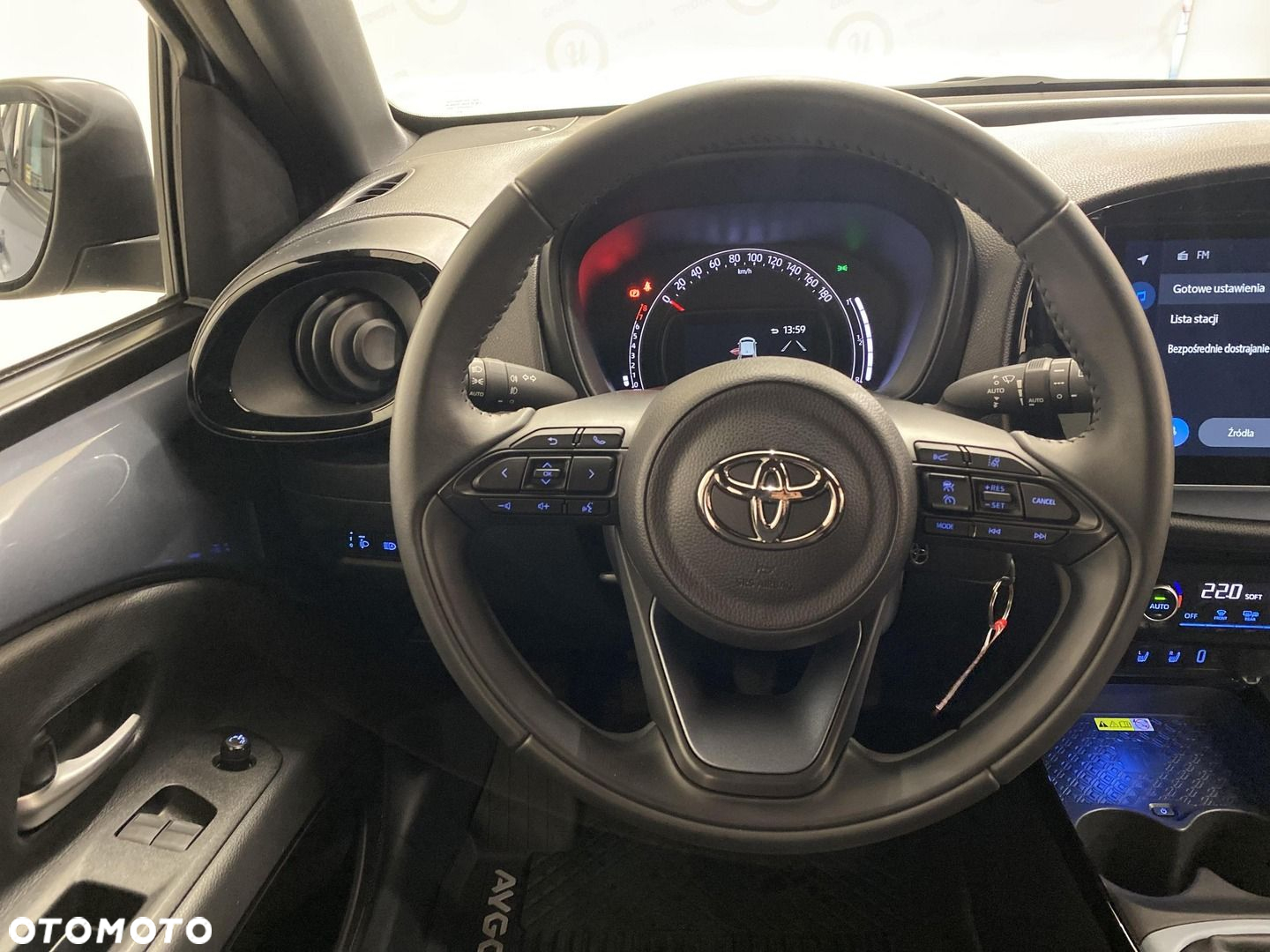 Toyota Aygo X 1.0 VVT-i Executive - 12