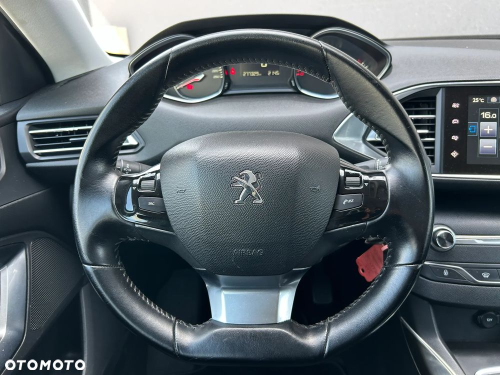 Peugeot 308 - 16