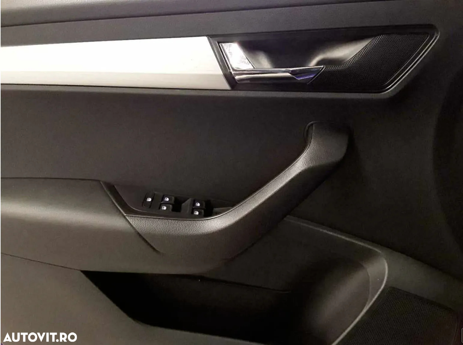 Skoda Karoq 1.5 TSI ACT DSG Style - 9