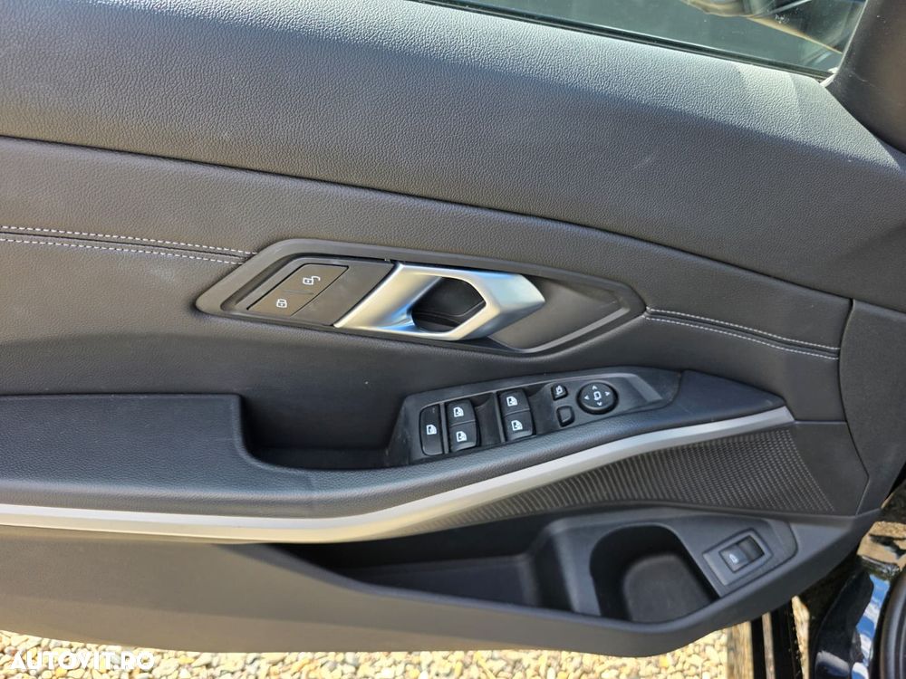 BMW Seria 3 320d xDrive AT MHEV - 18