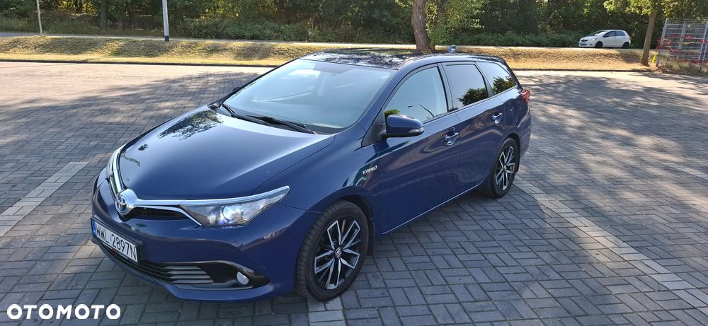 Toyota Auris - 1