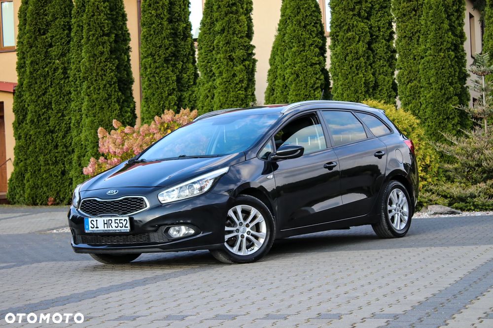 Kia Ceed 1.6 CRDi 128 ISG SW Vision - 6
