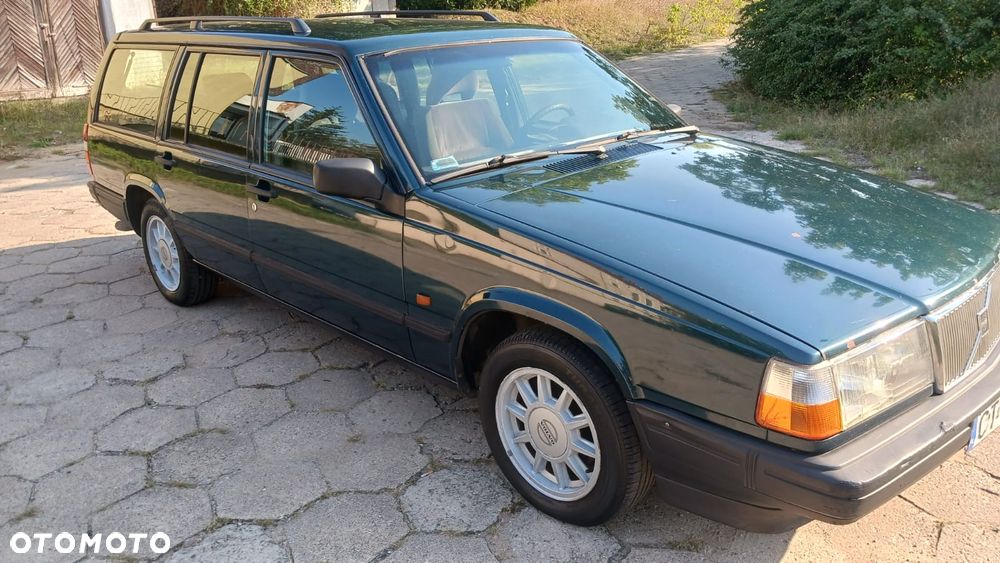 Volvo 945 - 4
