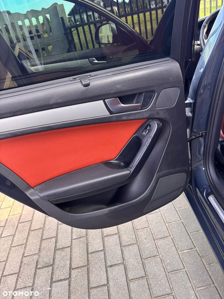 Audi A4 Avant - 14