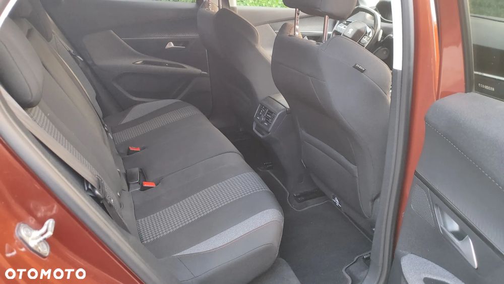 Peugeot 3008 BlueHDi 120 Stop & Start EAT6 Active - 9