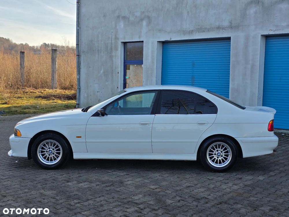 BMW Seria 5 545i - 7