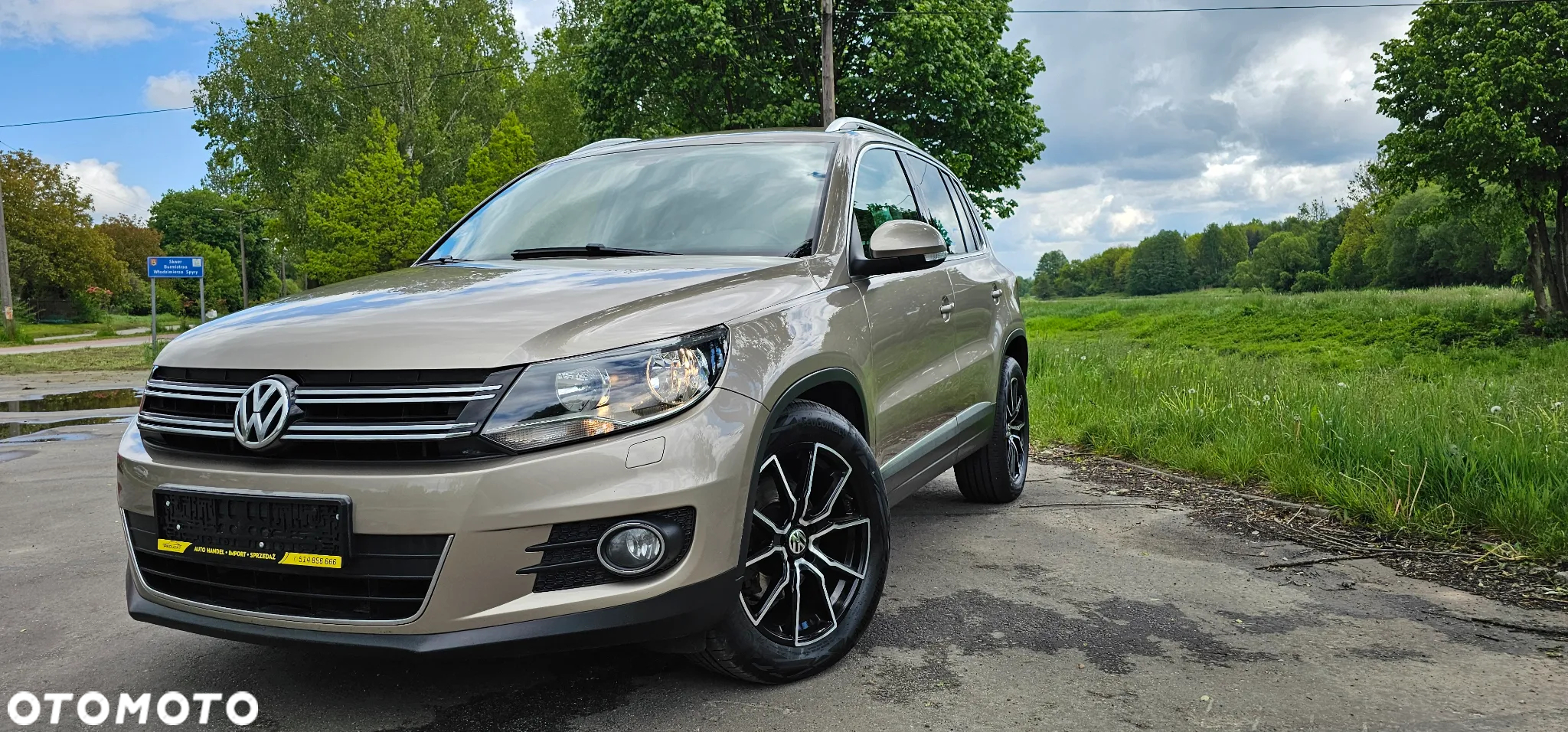 Volkswagen Tiguan - 2
