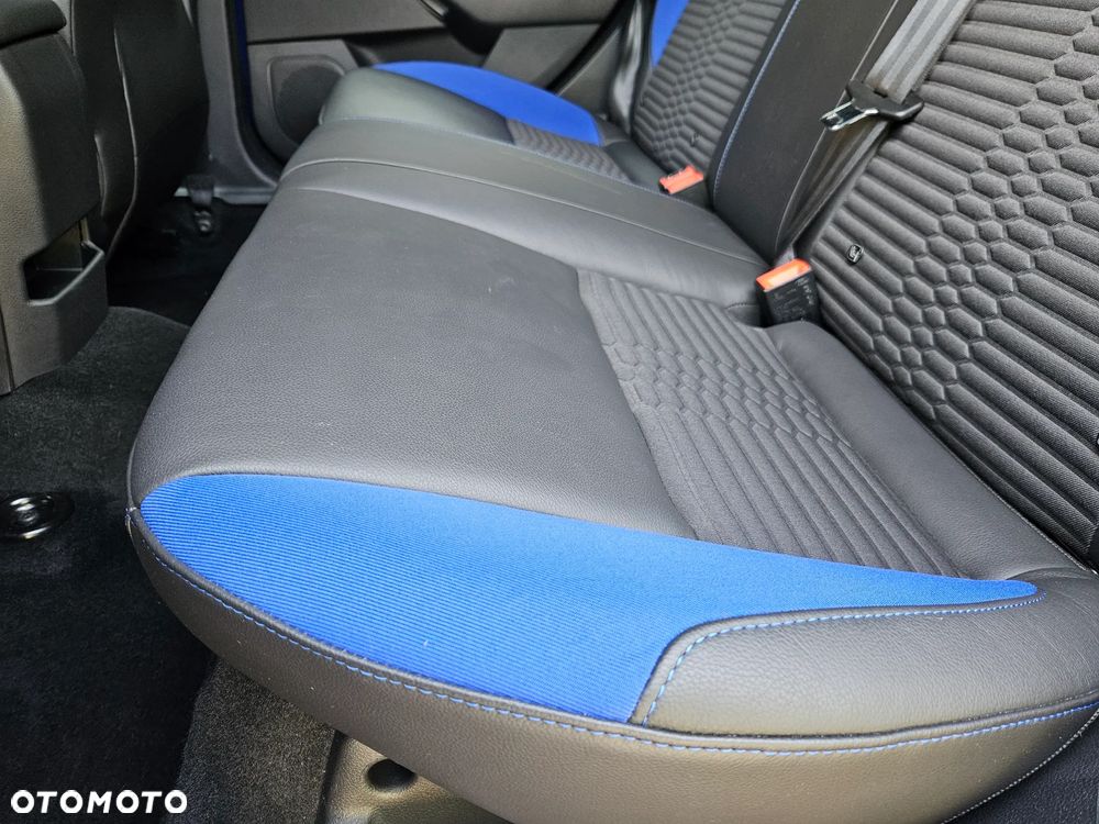 Ford Focus Turnier 2.0 EcoBoost ST mit Leder-Exclusiv-Paket - 25