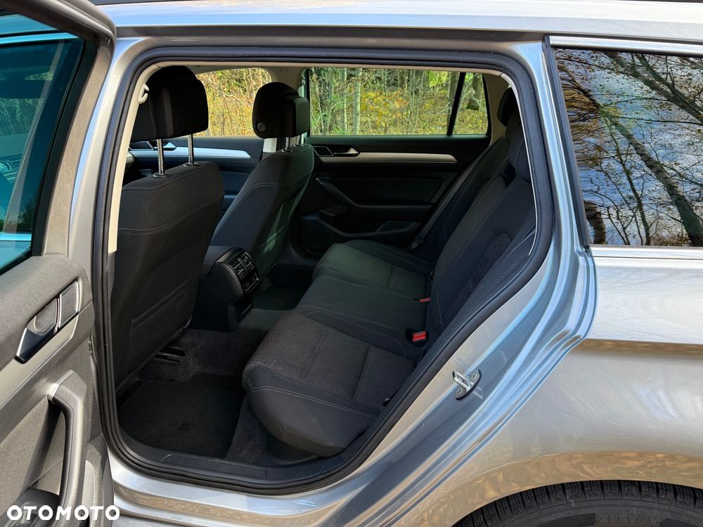 Volkswagen Passat 1.8 TSI BMT Comfortline DSG - 10