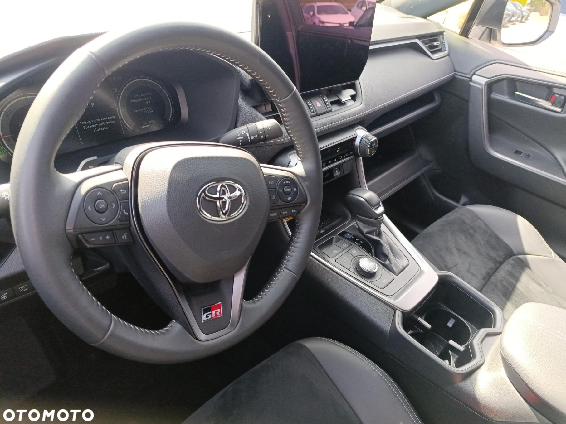 Toyota RAV4 - 9
