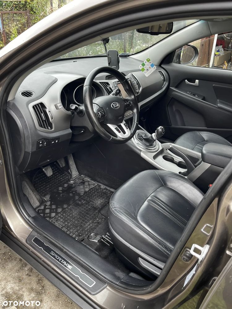 Kia Sportage - 12