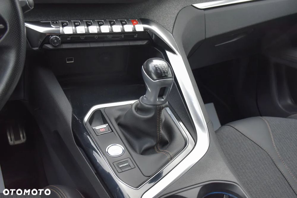 Peugeot 3008 BlueHDi 150 Stop & Start Allure - 32