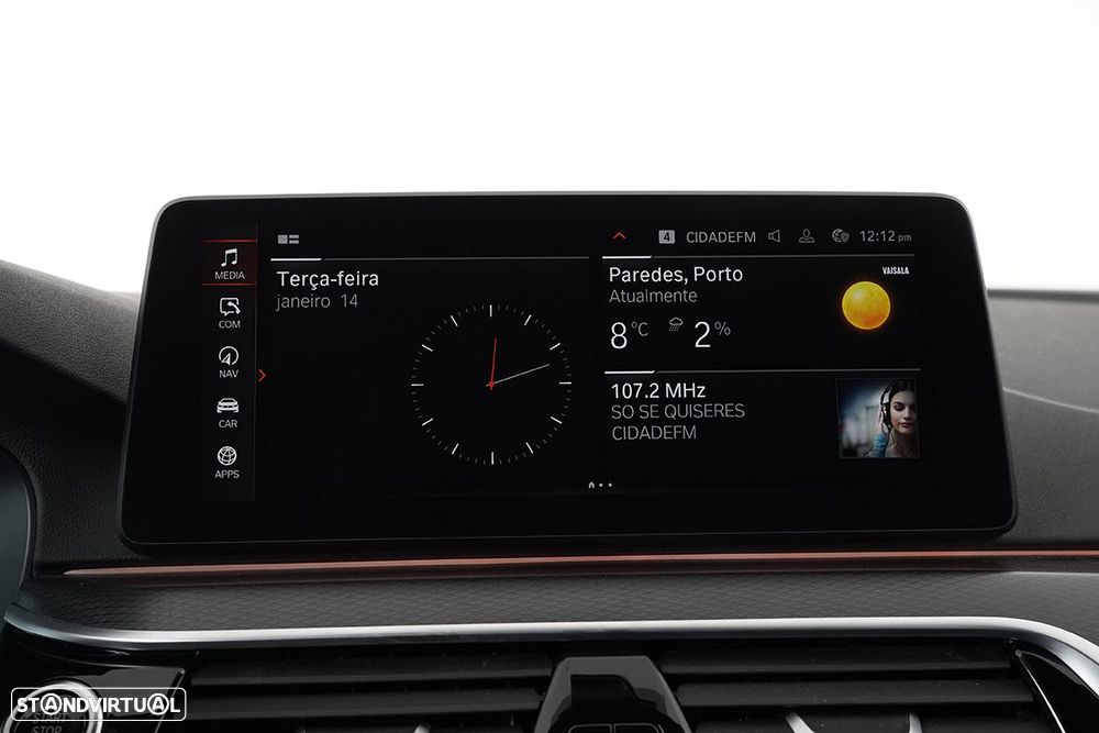 BMW 520 d Pack Desportivo M Auto - 10