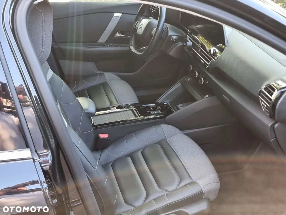 Citroën C4 1.2 PureTech Shine S&S EAT8 - 26