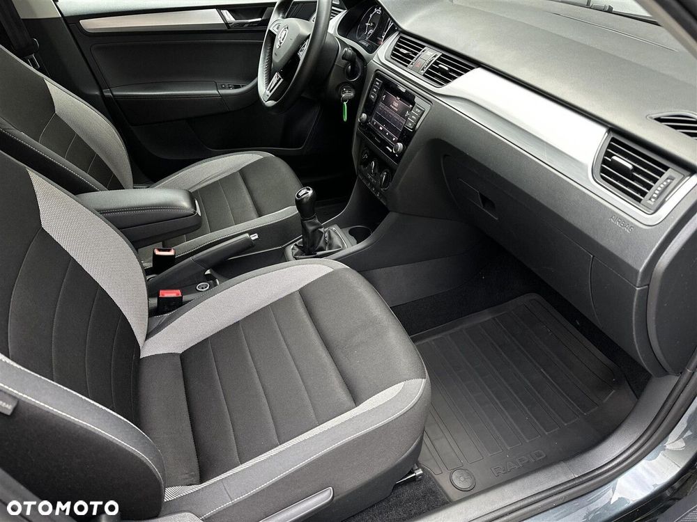 Skoda RAPID 1.0 TSI Ambition - 7
