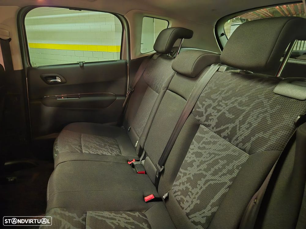 Peugeot 3008 1.6 HDi Sport - 27