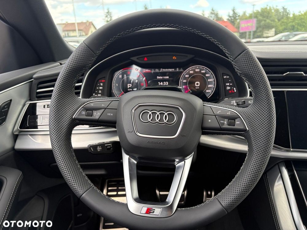 Audi Q8 - 24