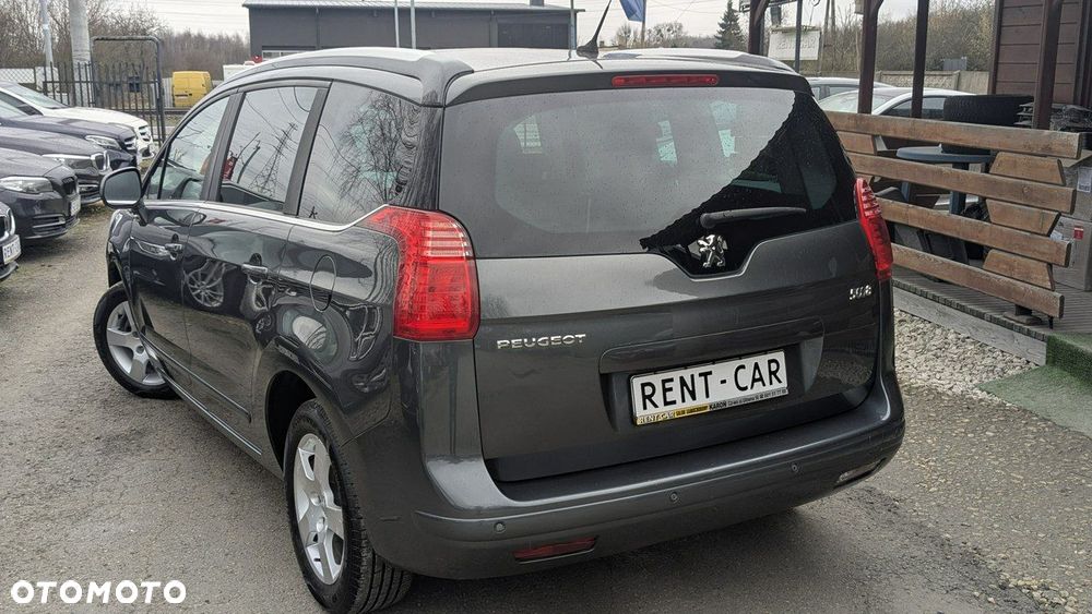 Peugeot 5008 - 10