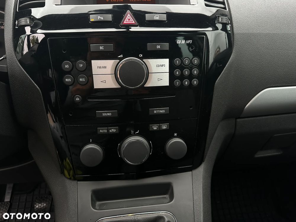 Opel Zafira - 16