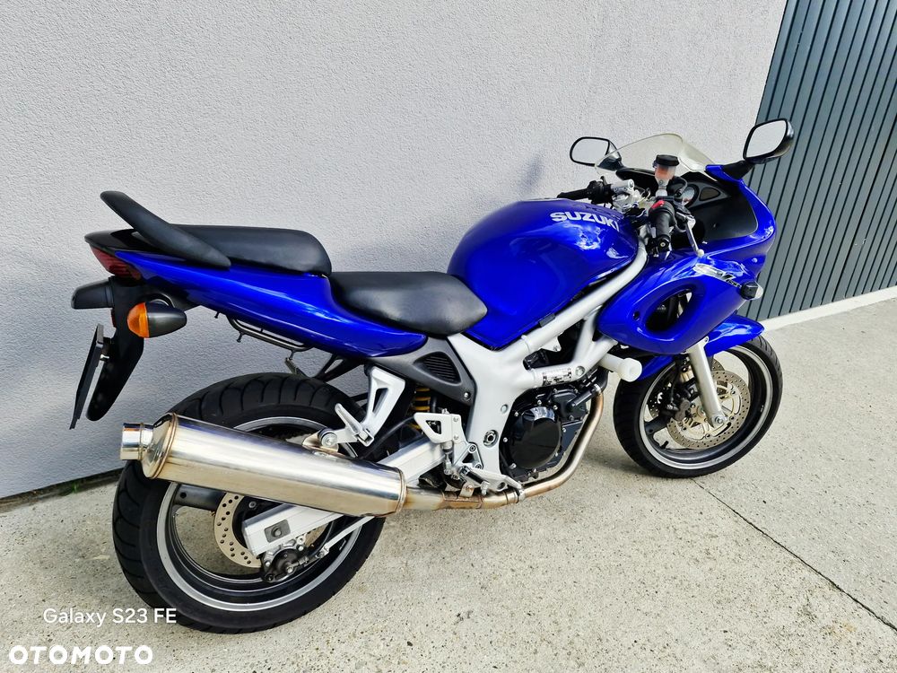 Suzuki SV - 28