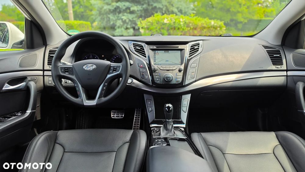Hyundai i40 Kombi blue 1.7 CRDi DCT Premium - 31