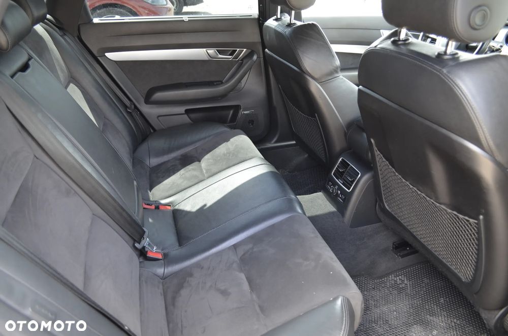 Audi A6 Avant 3.0 TDI DPF quattro tiptronic - 13