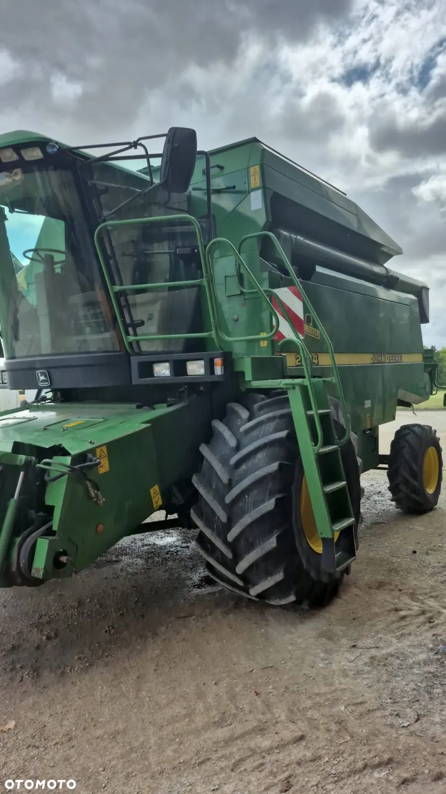 John Deere 2264 HillMaster - 2