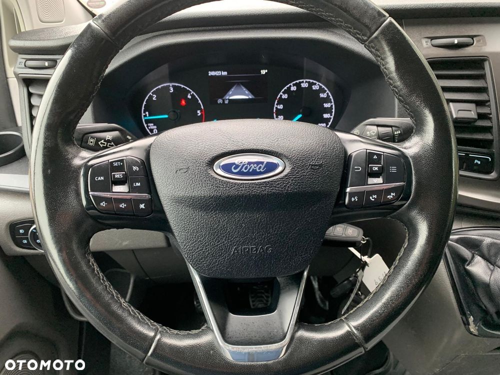 Ford Transit Custom - 23