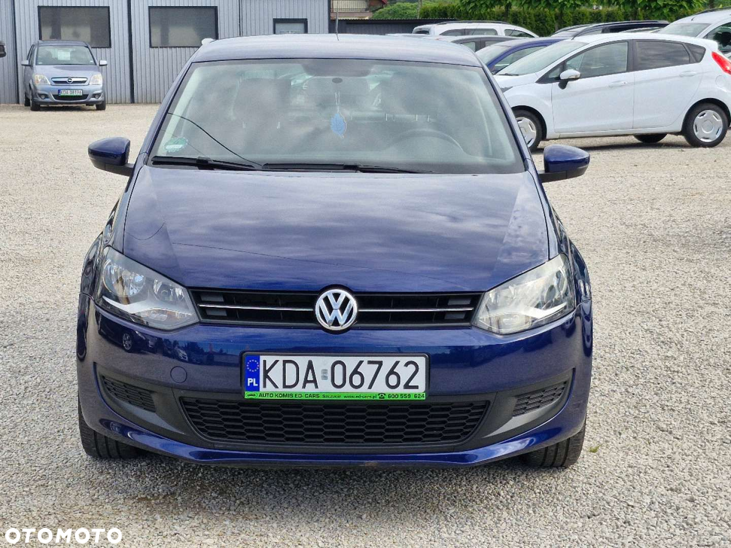Volkswagen Polo - 2