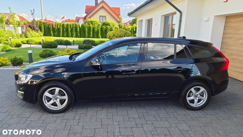 Volvo V60 D2 Kinetic - 25