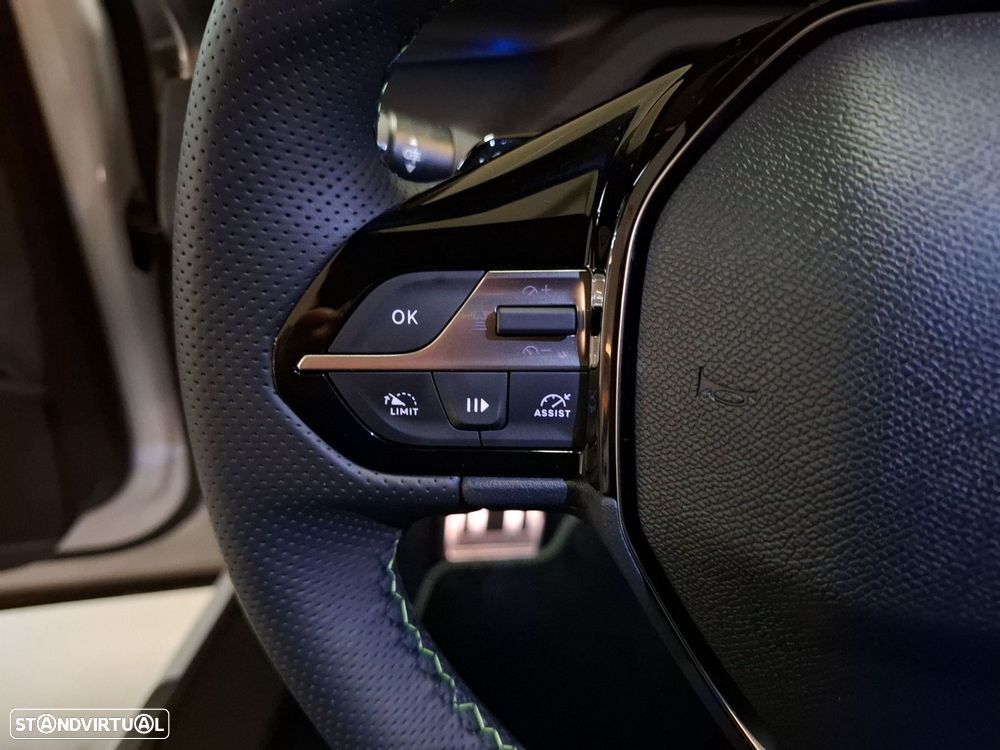 Peugeot E-408 58 kWh GT - 16
