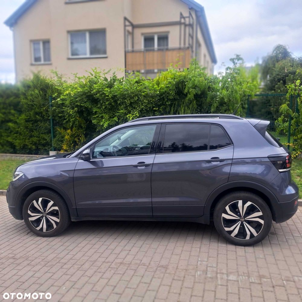 Volkswagen T-Cross 2023 photo 2