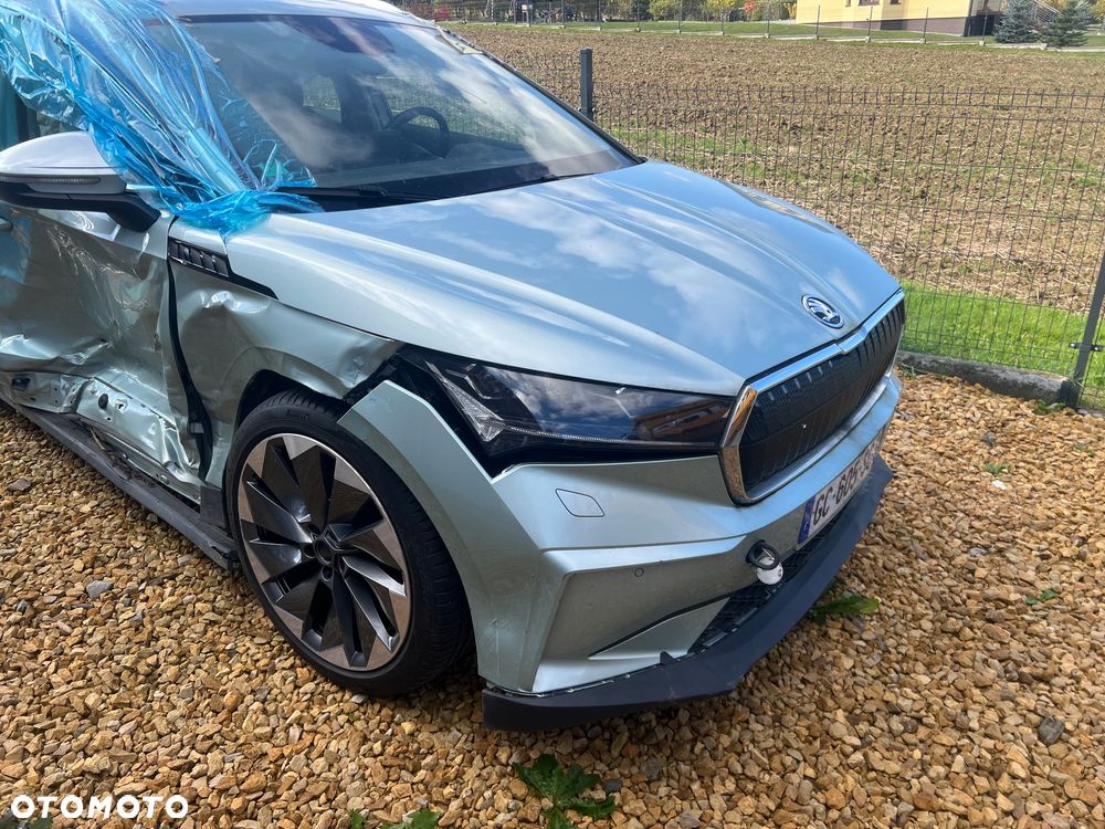 Skoda Enyaq 60 62kWh Founders - 4
