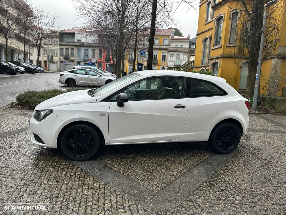Seat Ibiza 1.4 TDi 90 CV - 2