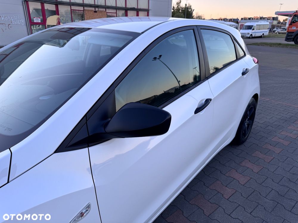 Hyundai i30 - 16