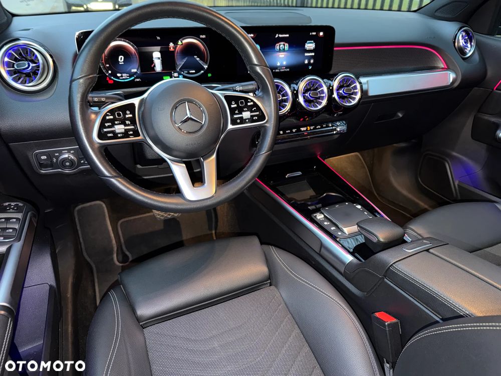 Mercedes-Benz EQB 250 70.5kWh Progressive - 3