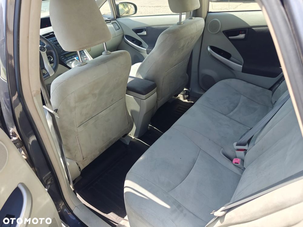 Toyota Prius - 9