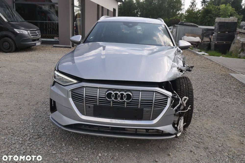 Audi e-tron 50 Quattro S Line - 38
