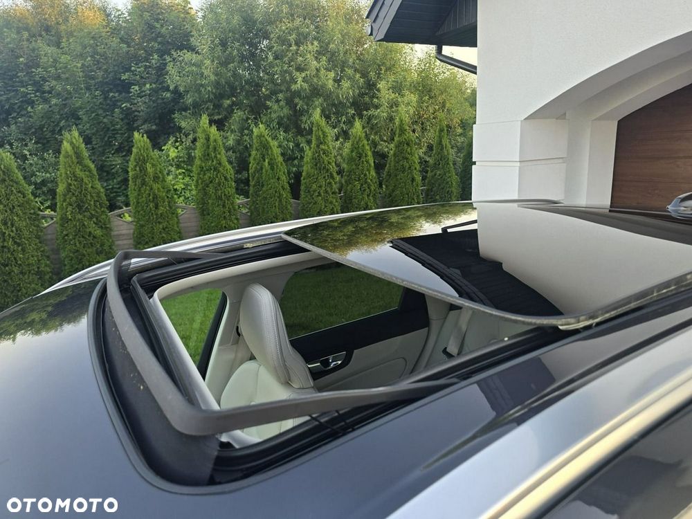 Volvo XC 60 - 22