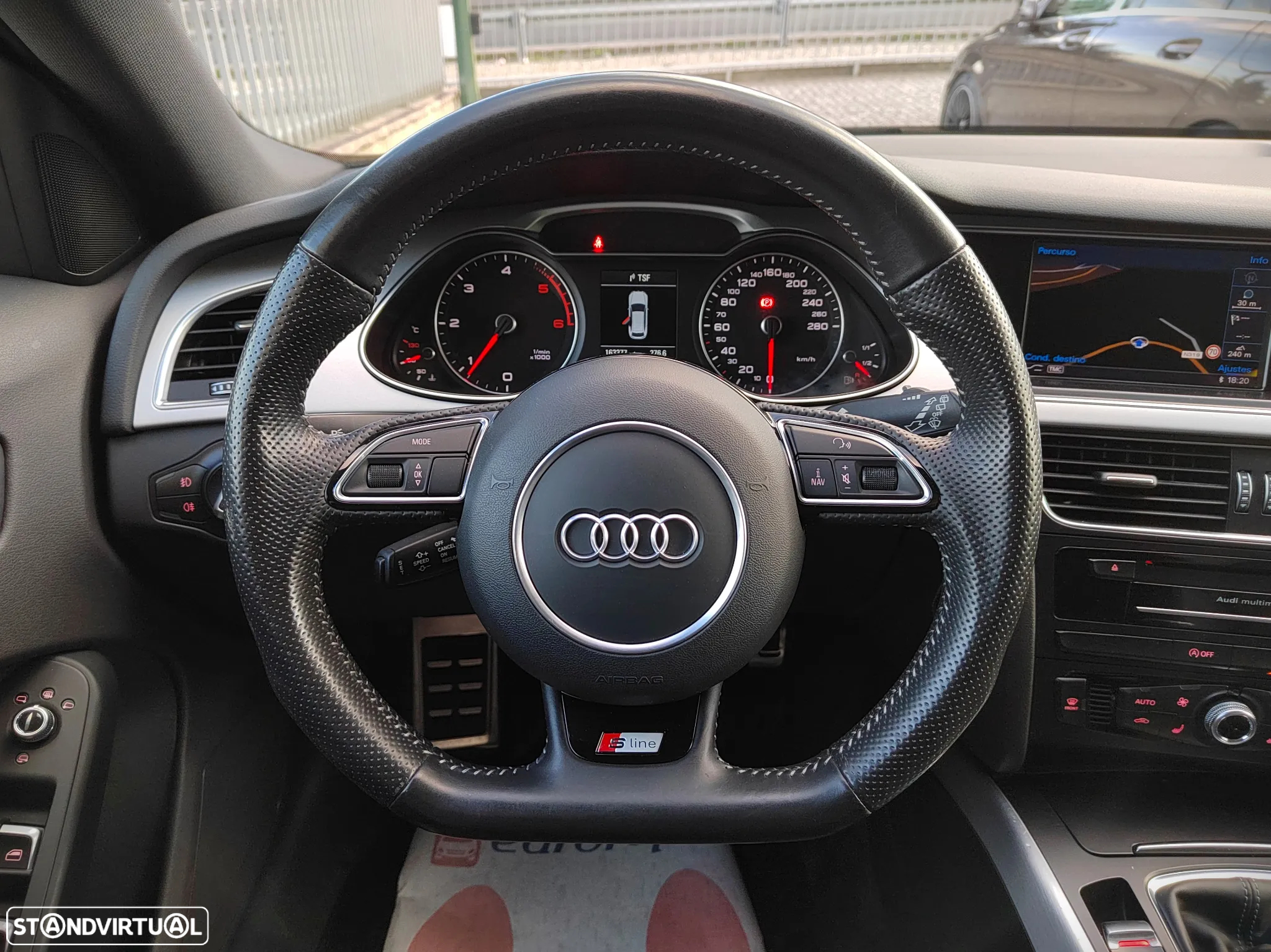 Audi A4 Avant 2.0 TDI S-line - 8