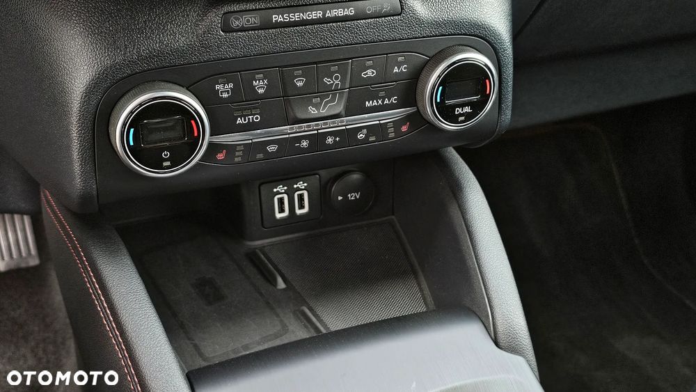 Ford Kuga 2.5P PHEV FWD ST-Line X - 27